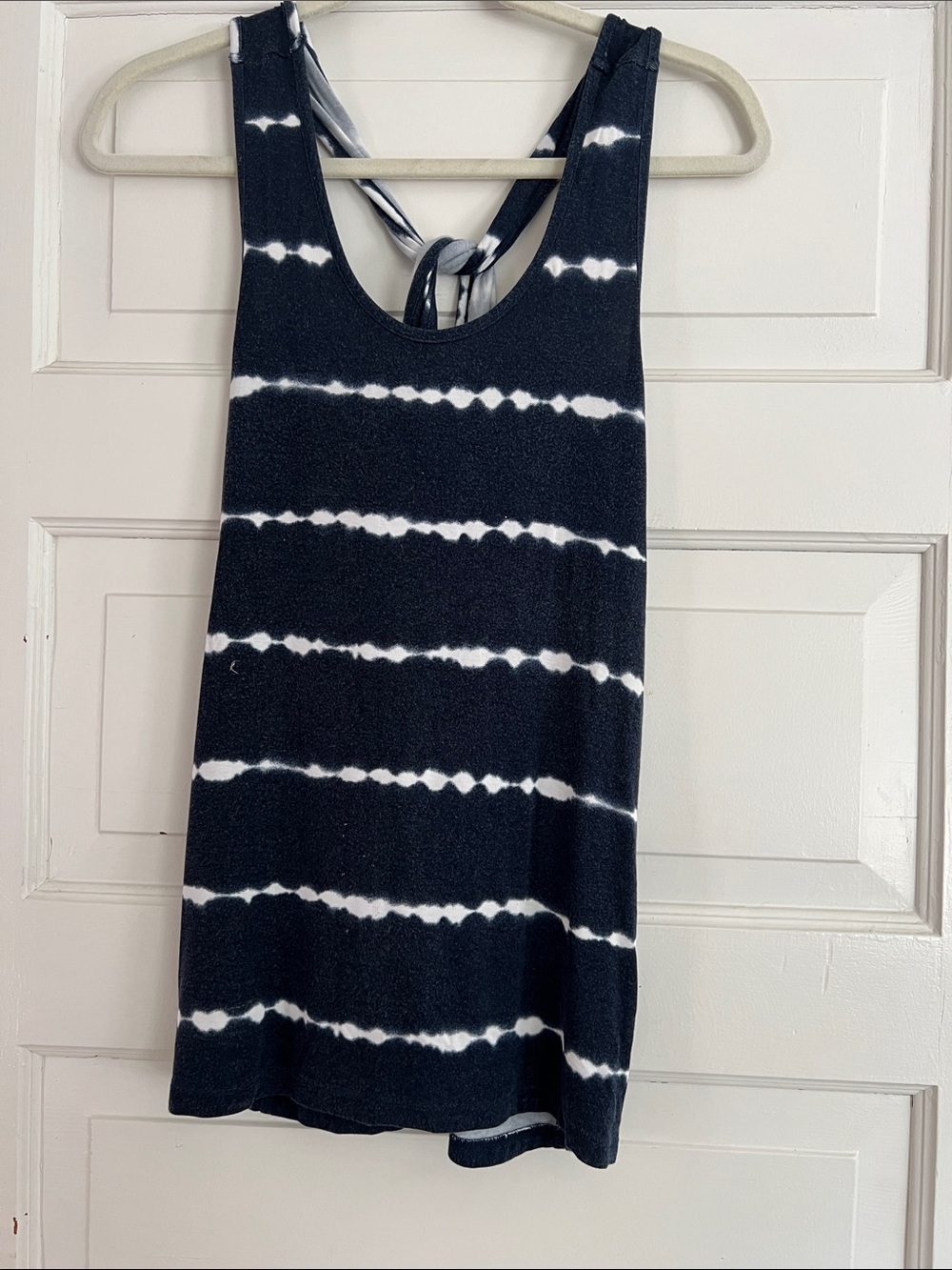 Market & Spruce Navy and White Tie-Dye Racerback Tank